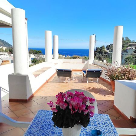 Holiday Home Mennulita Липари Екстериор снимка