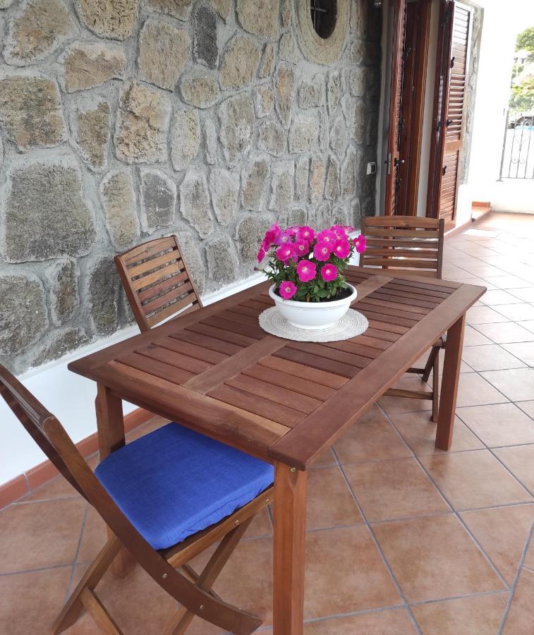 Holiday Home Mennulita Липари Екстериор снимка