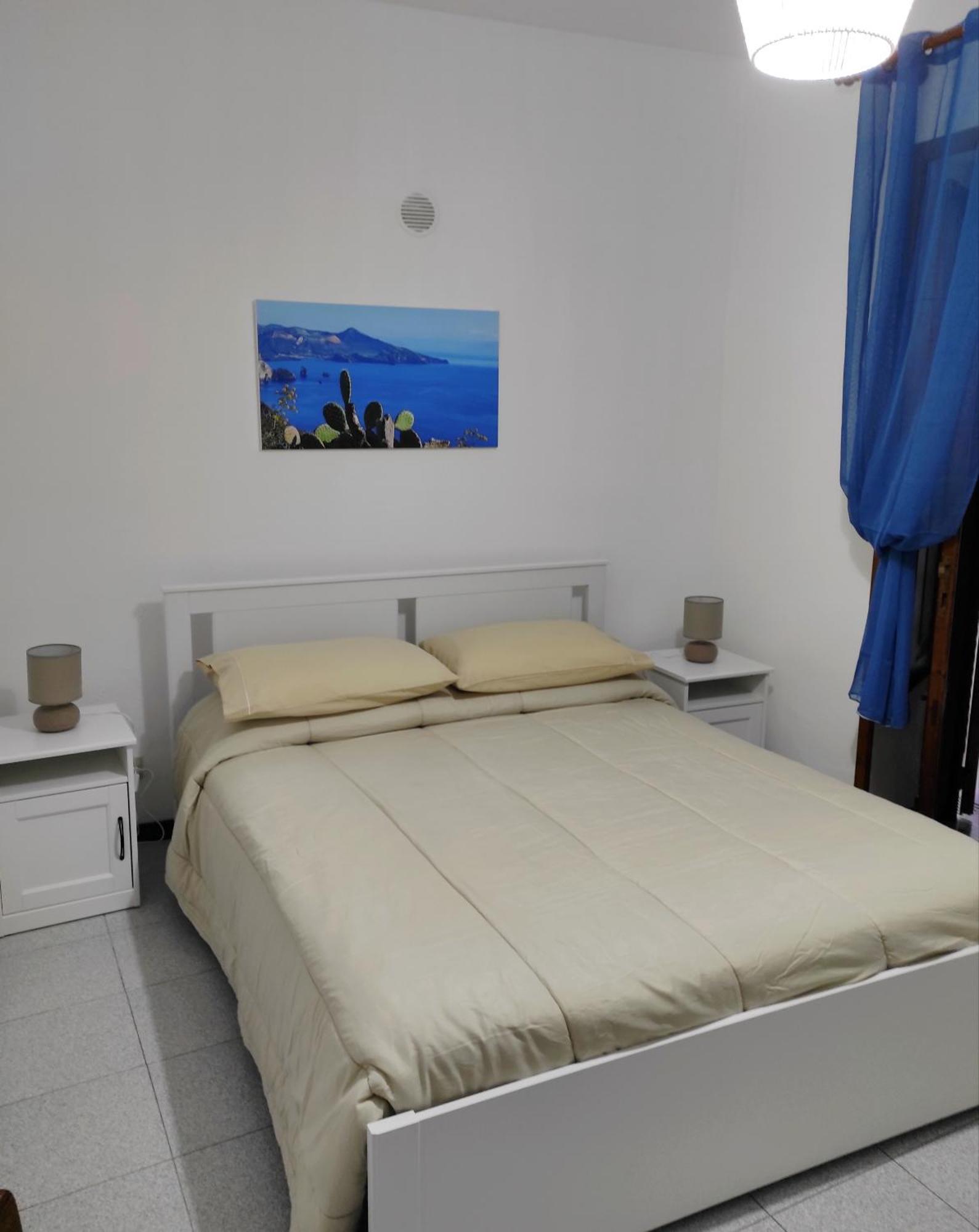 Holiday Home Mennulita Липари Екстериор снимка