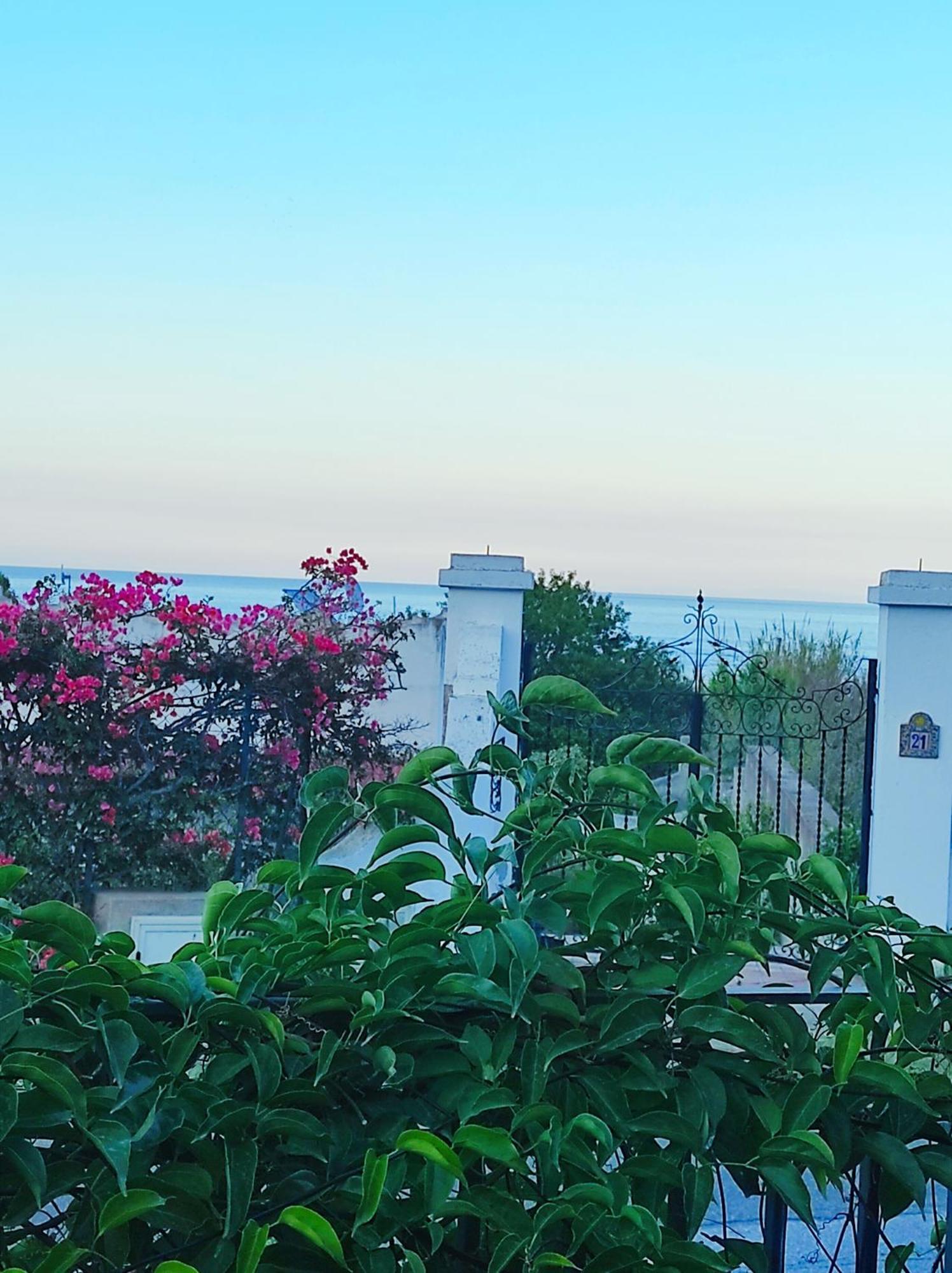 Holiday Home Mennulita Липари Екстериор снимка